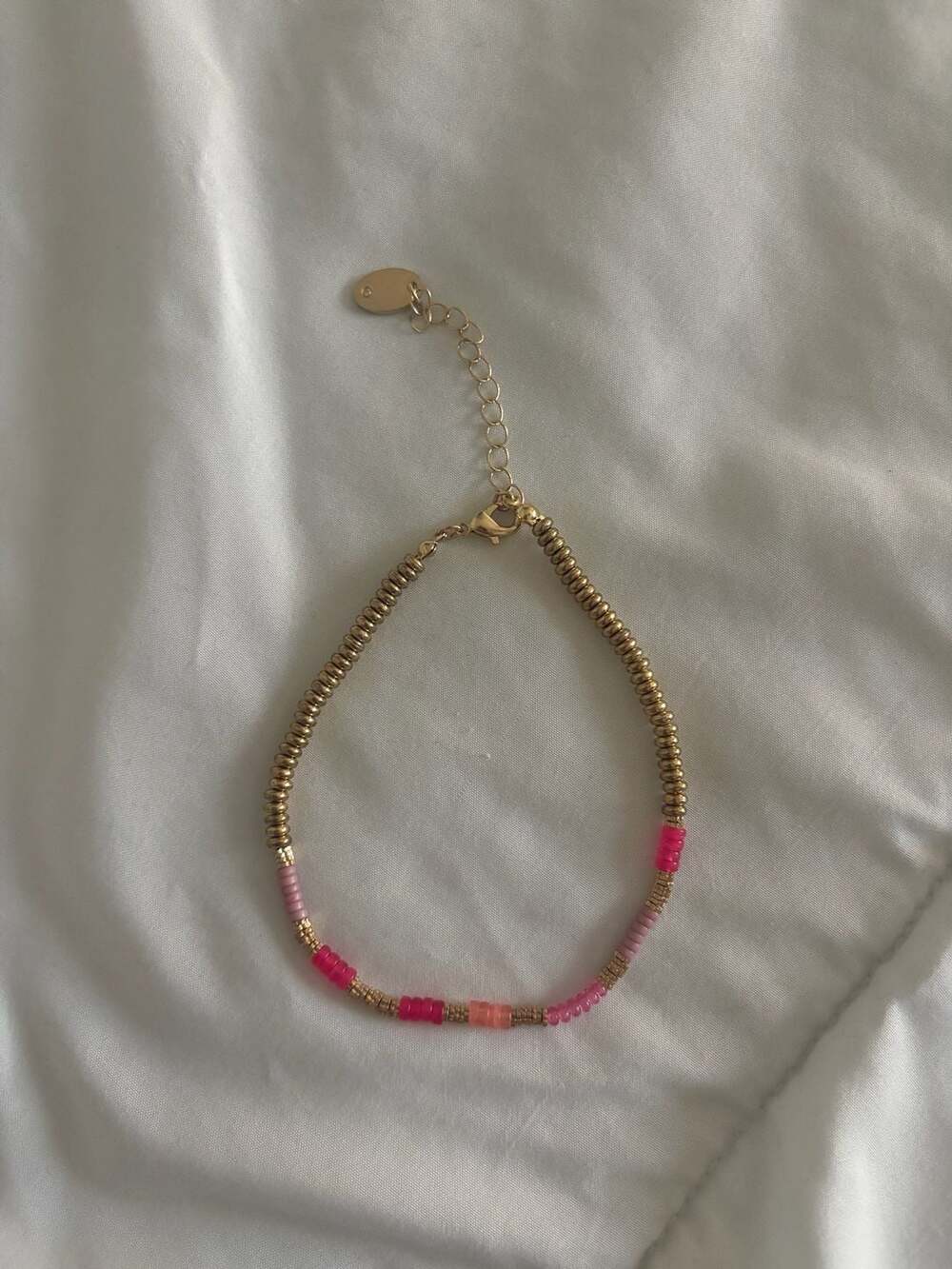 Time and Tru Gold-Tone Beaded anklet with Pink and Peach Accents